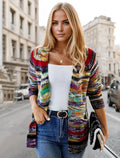 Cardigan rouge sans col et à manches longues qui attire le regard